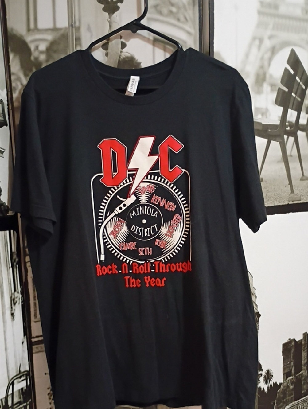 DLC Graphic Rock T-Shirt - Black & Red Size XL